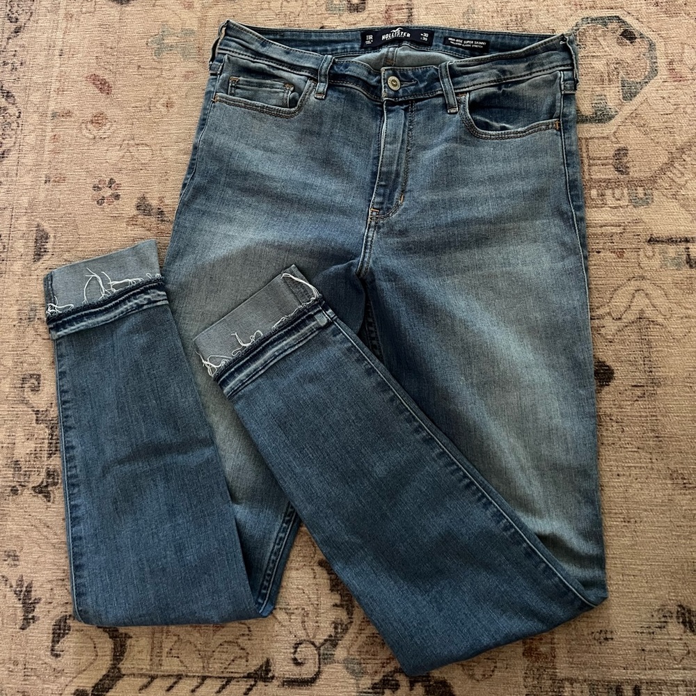 Hollister jeans